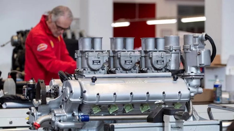 Ferrari resists pressure to phase out combustion engines | Principia ...