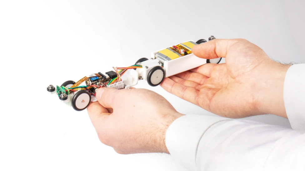 Mouse Modelling Pipe Robot ‘mice’ developed to inspect LHC beam pipes | Principia Scientific ...