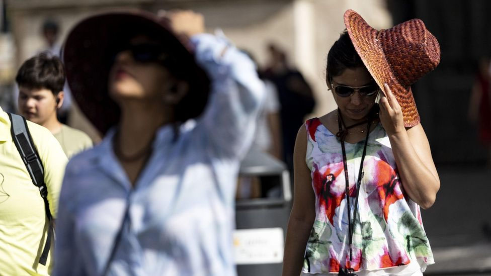 Heatwaves caused by fall in air pollution